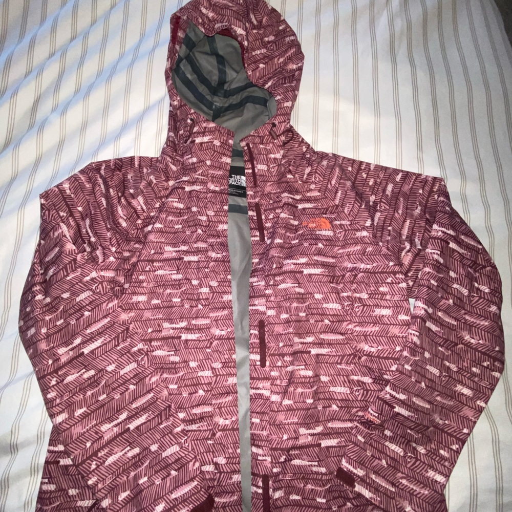North Face Raincoat - Women’s L